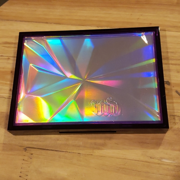 Urban Decay Eyeshadow Palette - Picture 2 of 11